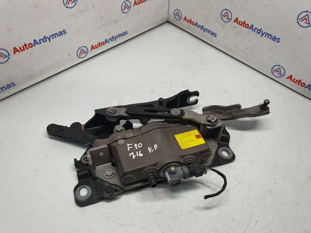Engine bonnet/hood hinges 7207199