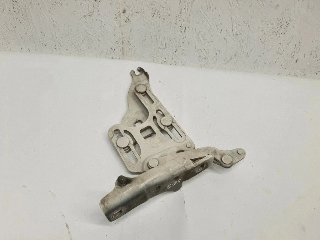 Engine bonnet/hood hinges 41007198617