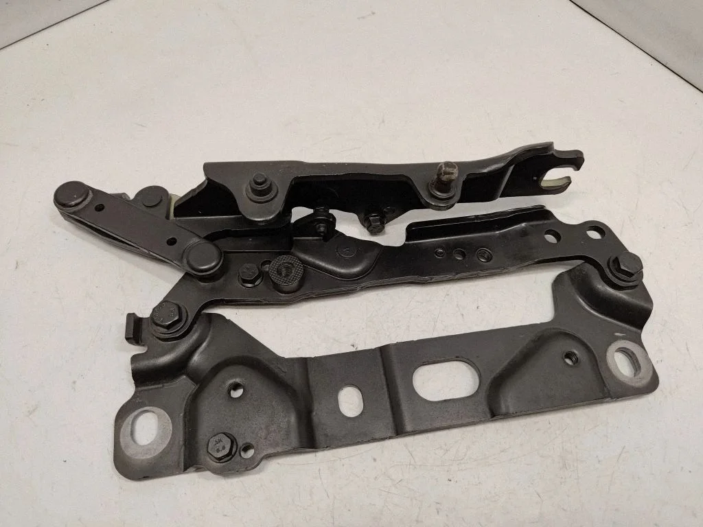 Mootorikapoti hinged 7191327