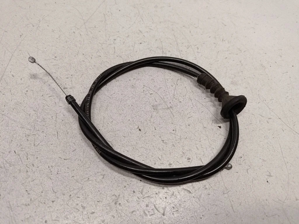 Engine bonnet/hood lock release cable – BMW X5 E70 (2006-2013)