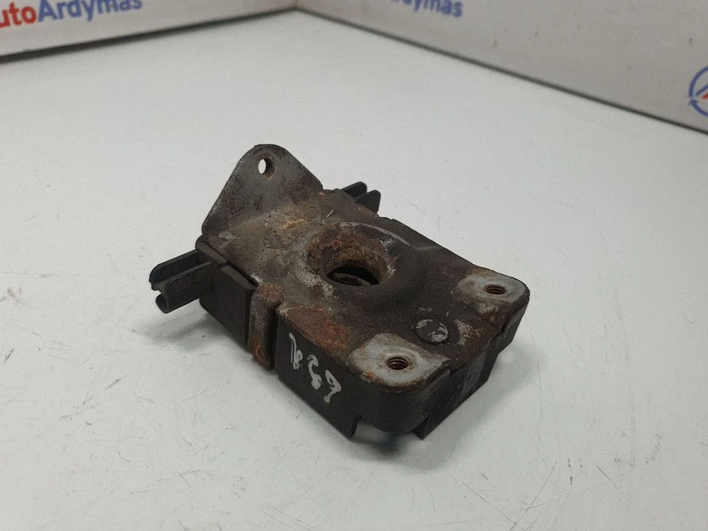 Engine bonnet/hood lock/catch 8203859
