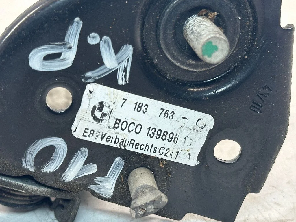 Engine bonnet/hood lock/latch loop/hook 7183763