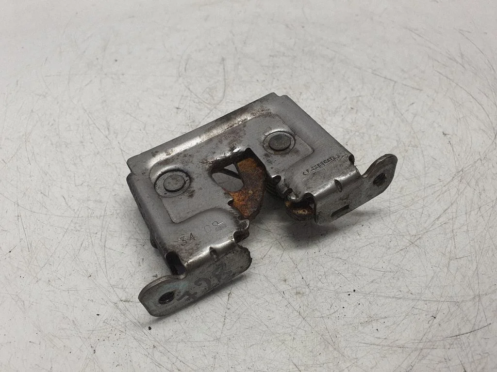 Engine bonnet/hood lock/catch 7178753