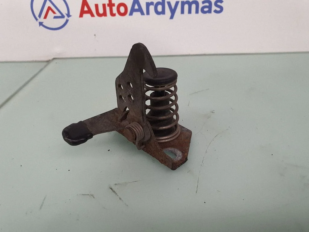 Engine bonnet/hood lock/latch loop/hook – BMW 5 Series E60 E61 (2004-2010)