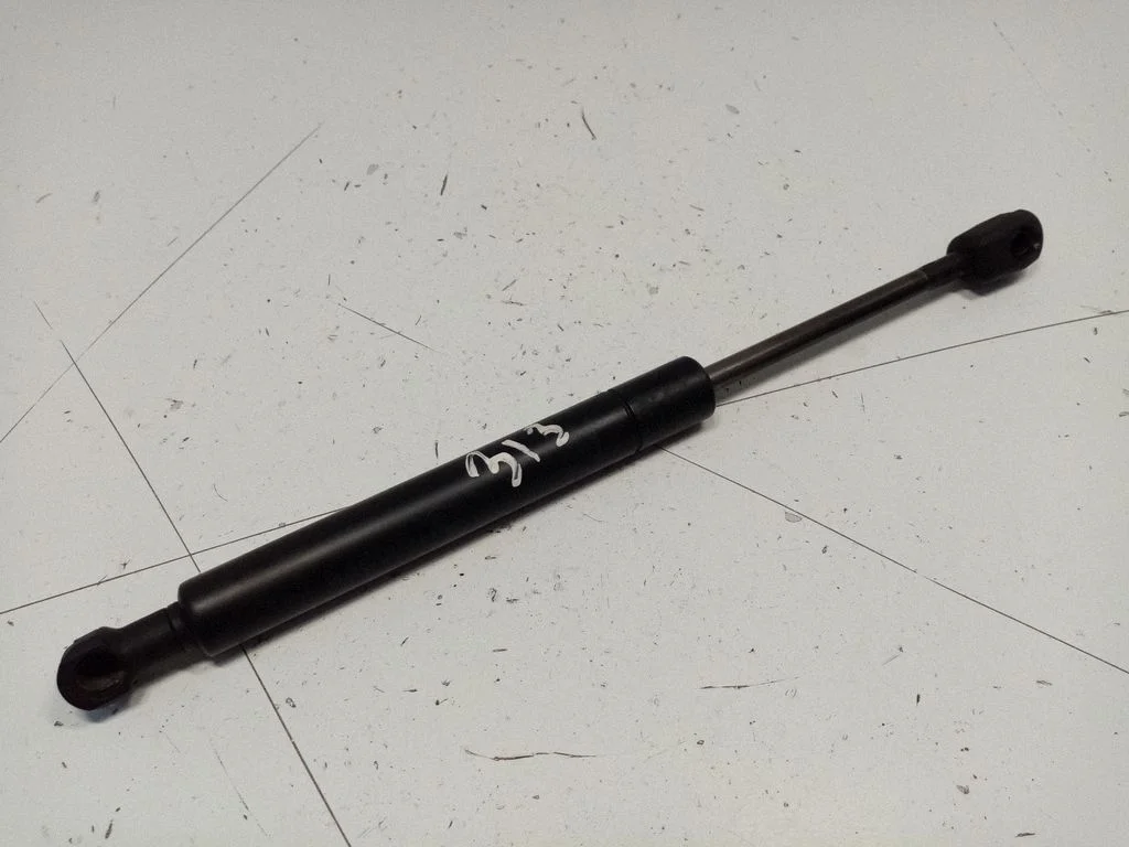 Motora pārsega amortizators – BMW X3 E83 (2003-2010)