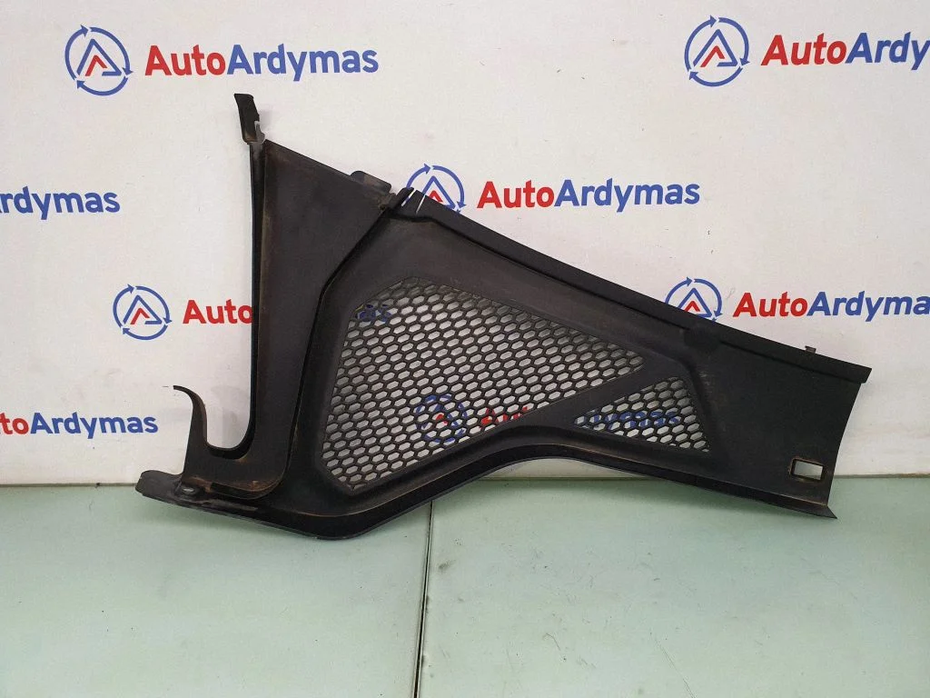 Slotiņu apdare – BMW X5 F15 (2013-2017)