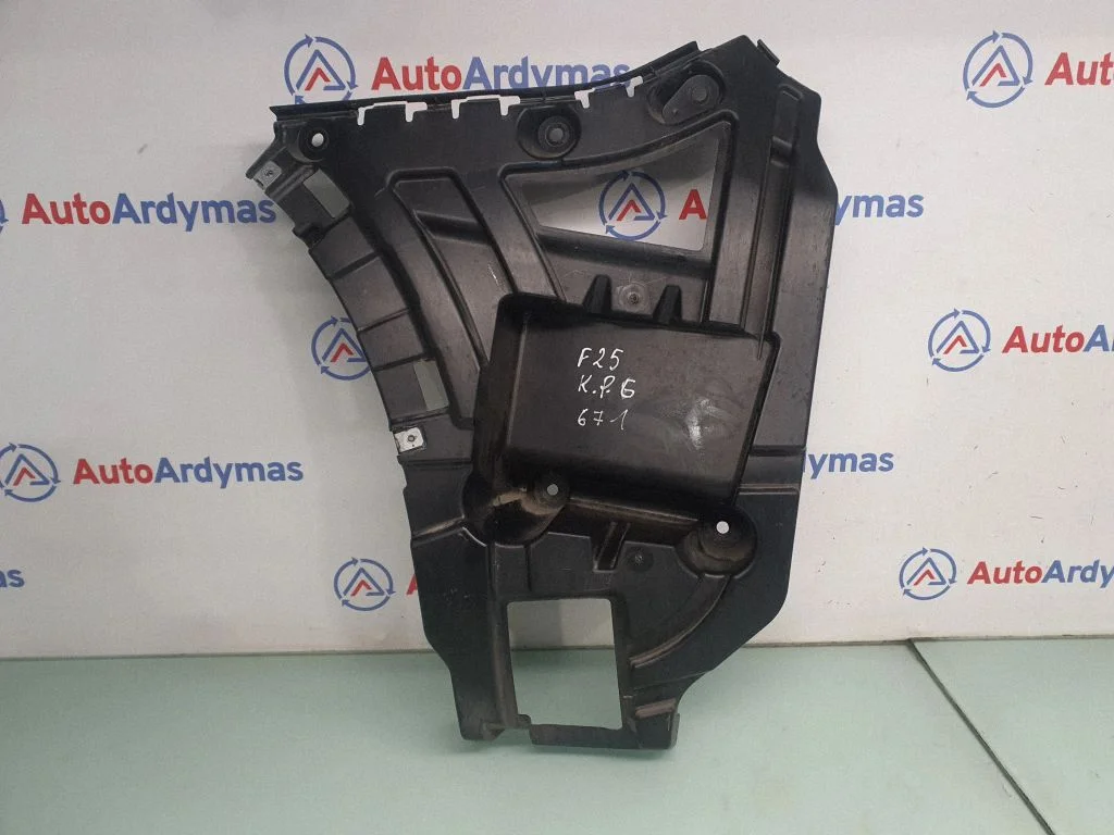 Rear bumper mounting bracket 7210077