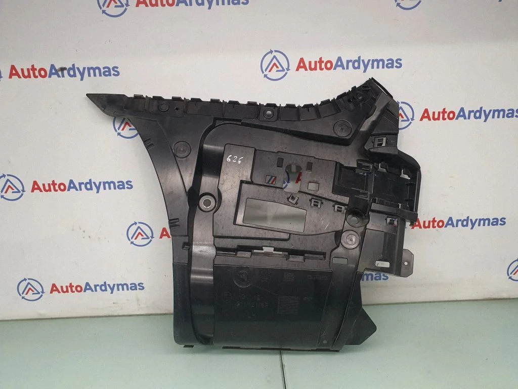 Rear bumper mounting bracket 7357147