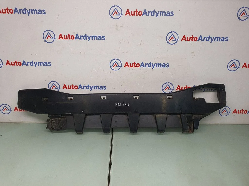 Rear bumper mounting bracket 7207110