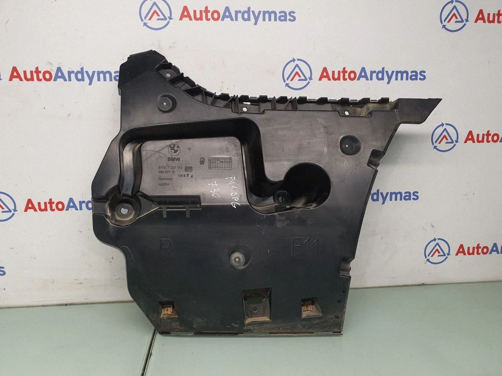 Rear bumper mounting bracket 7207112