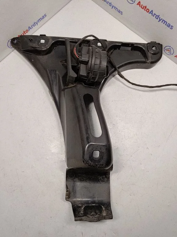 Rear bumper mounting bracket 51127178186