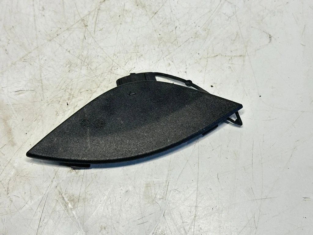 Rear bumper row hook cap/cover 7176251