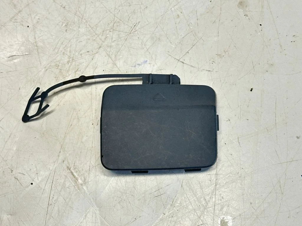 Rear bumper row hook cap/cover 7227779