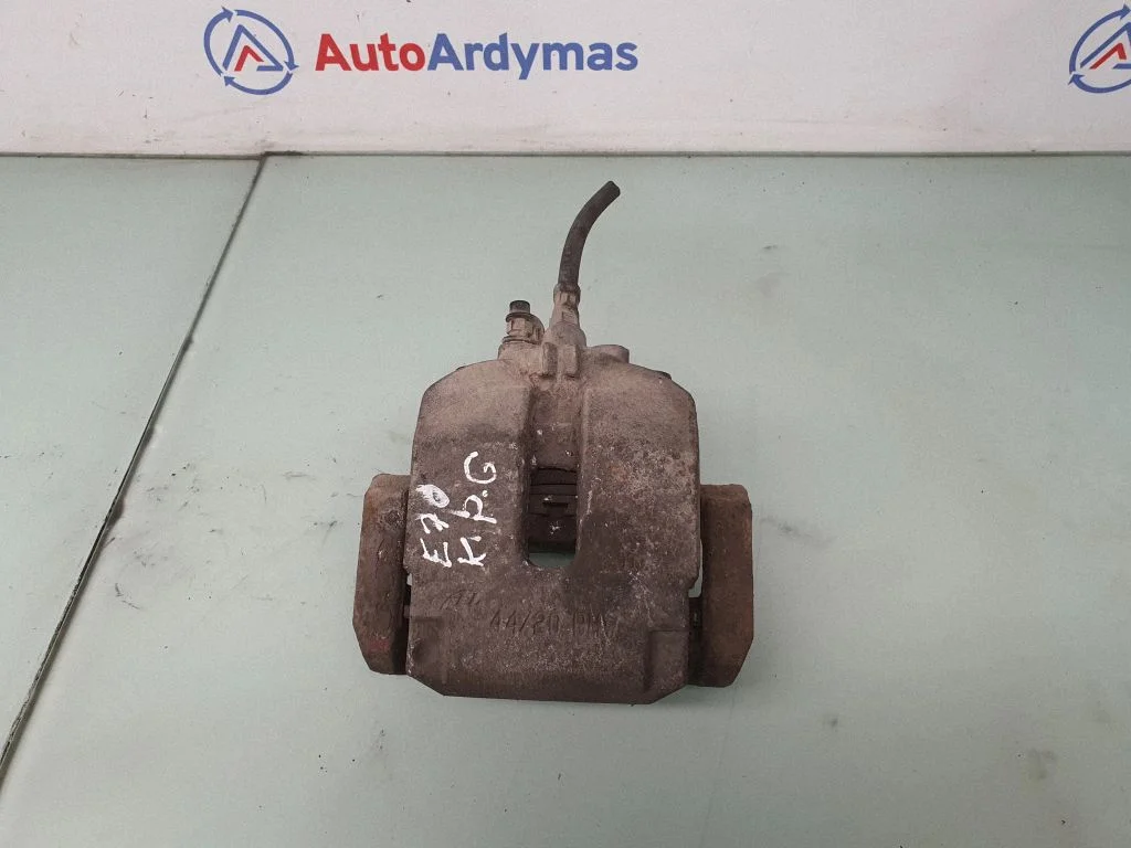 Rear brake caliper 6776789