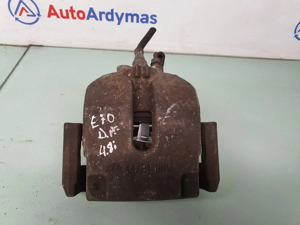 Aizmugurējais bremžu suports 6776790