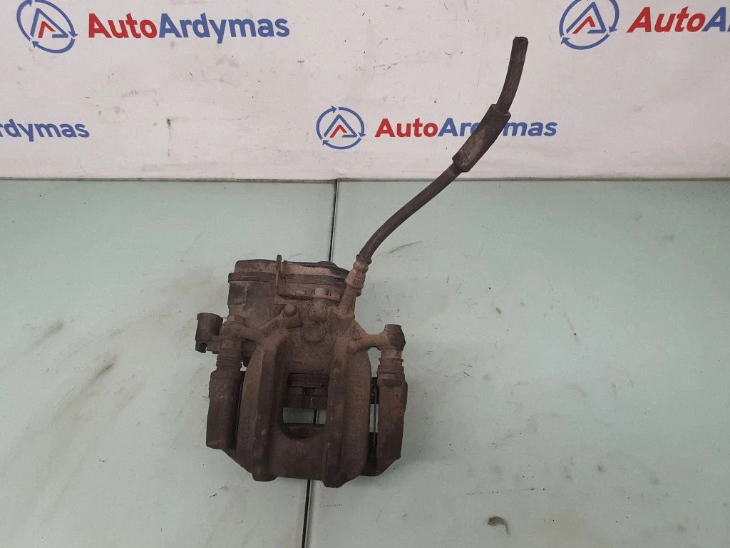 Aizmugurējais bremžu suports 6793041
