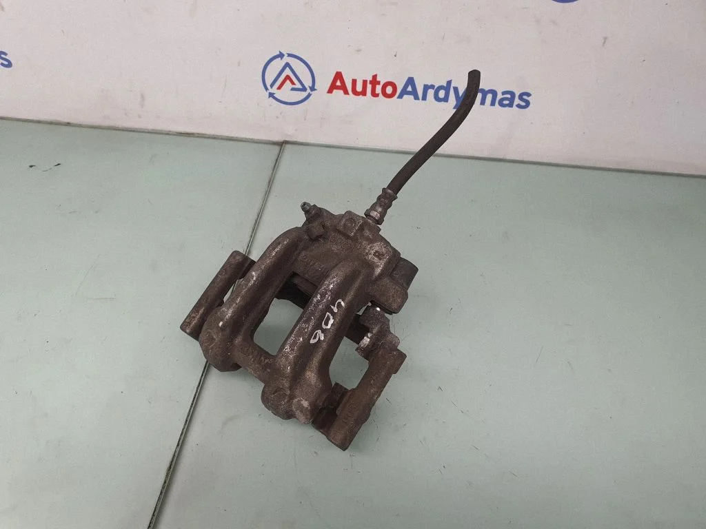 Aizmugurējais bremžu suports – BMW 4. sērija F32 F33 (2013-2020)