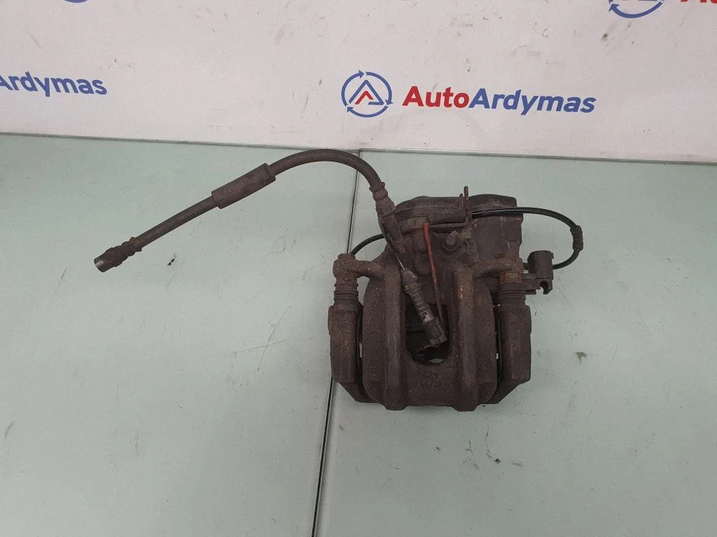 Aizmugurējais bremžu suports 6793048