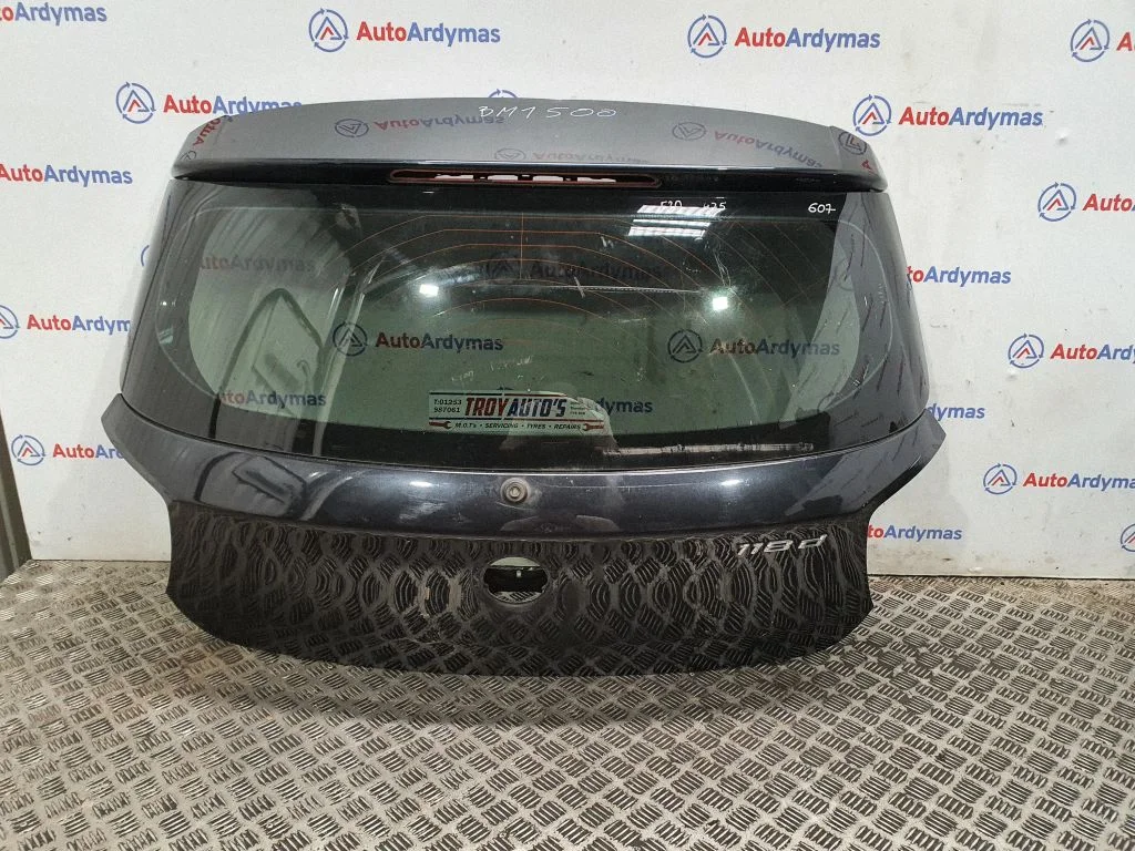 Aizmugurējais vāks (bagāžnieka) 7305470