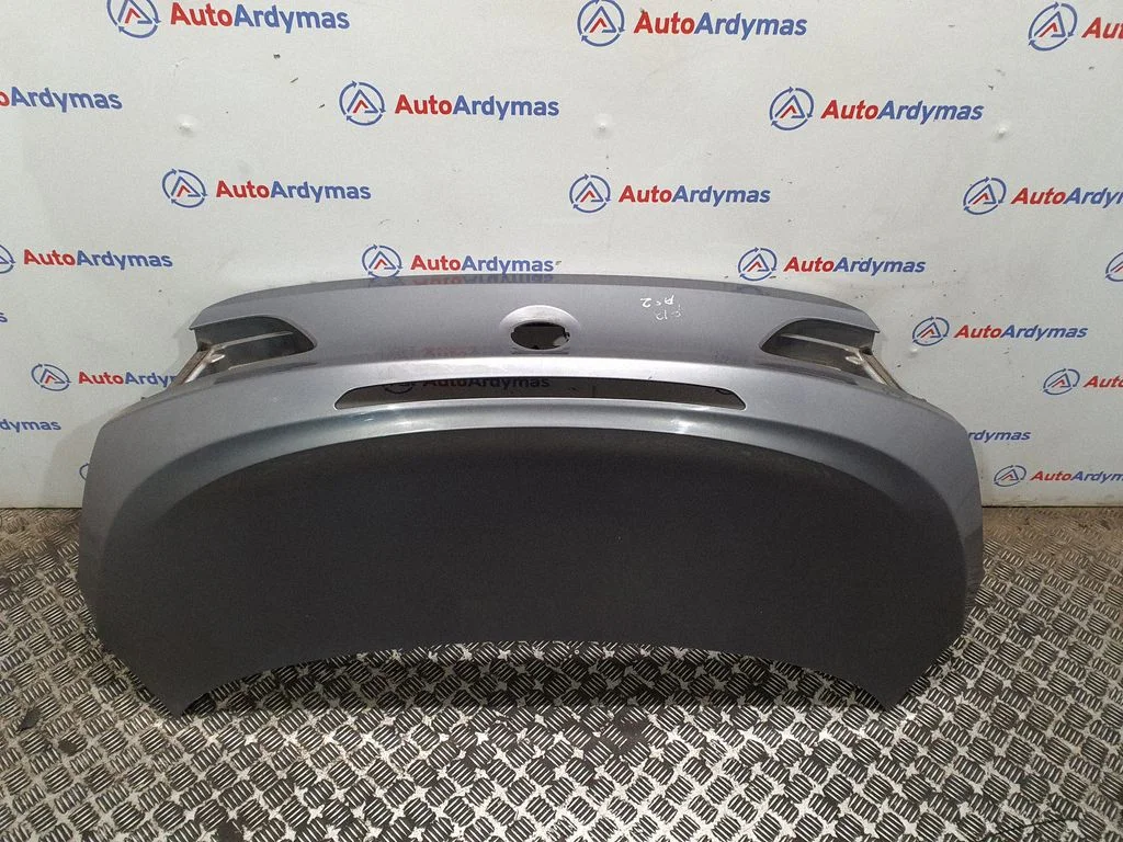Aizmugurējais vāks (bagāžnieka) 7228162