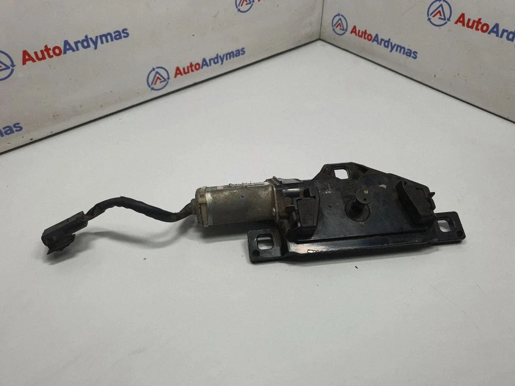 Tailgate/trunk/boot lift motor 7114613