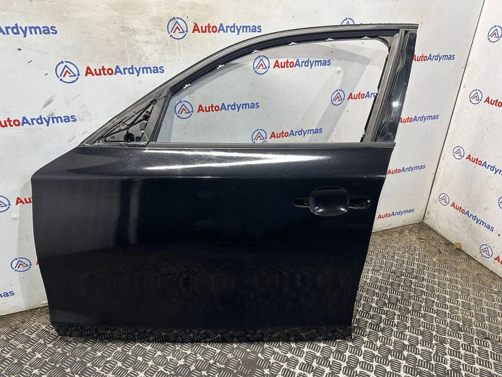 Priekšējās durvis 5A2A381