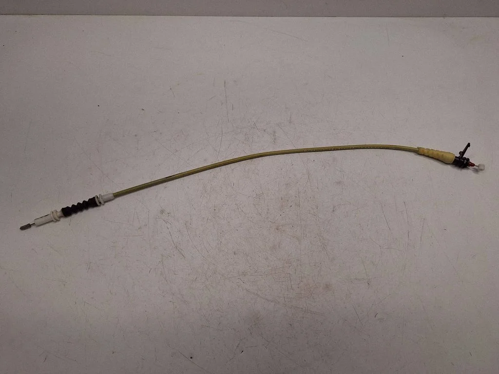 Front door cable line 7319349