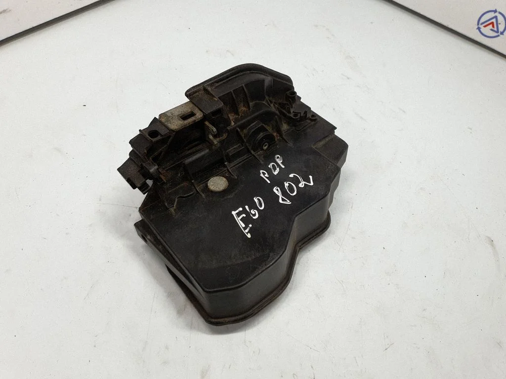 Front door lock – BMW 5 Series E60 E61 (2004-2010)