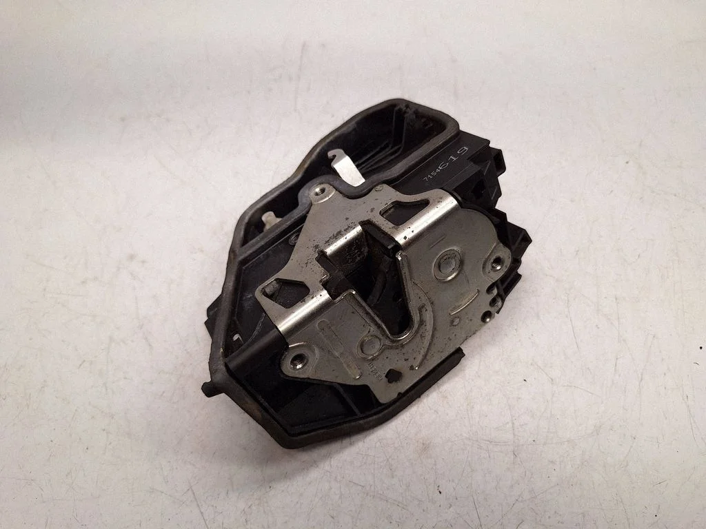 Front door lock 7154619