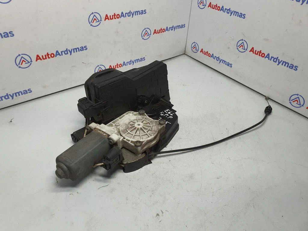 Front door lock 7169247