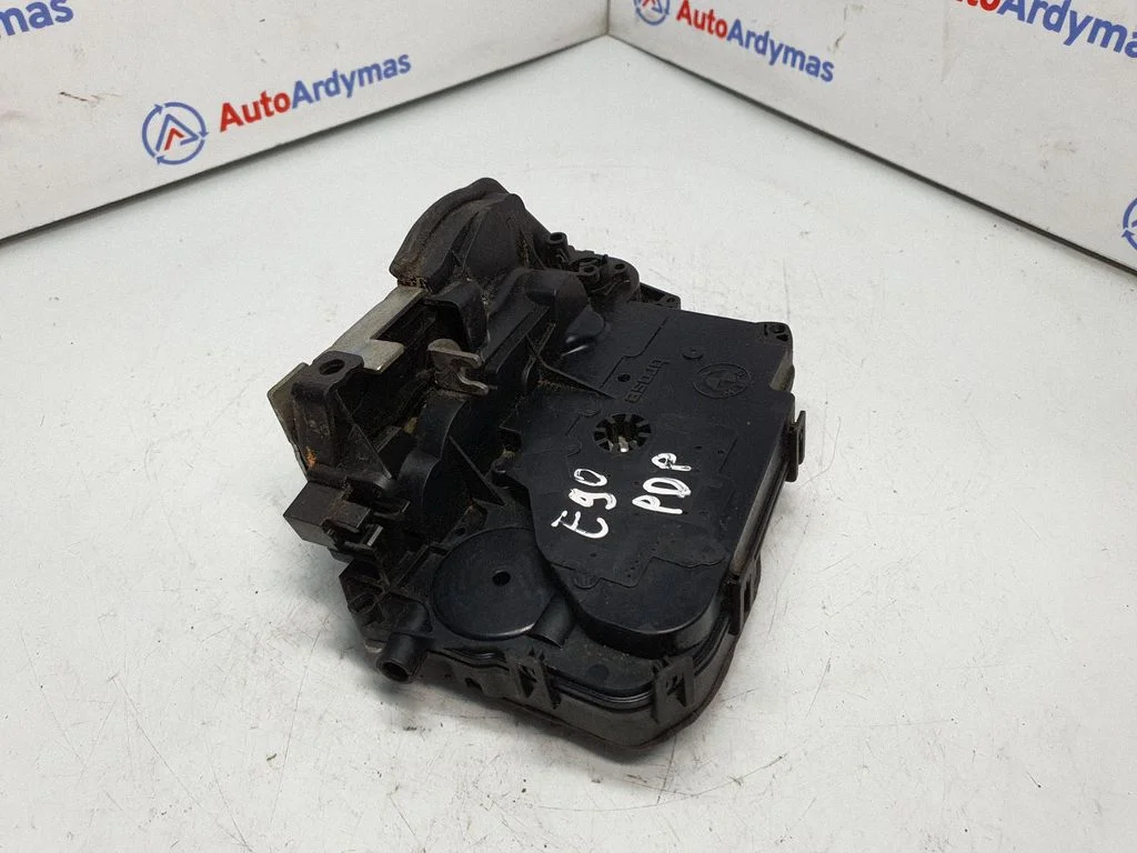 Esiukse lukk – BMW 3-seeria E90 E91 (2005-2012)