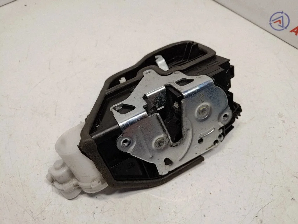 Esiukse lukk – BMW X3 F25 (2010-2017)