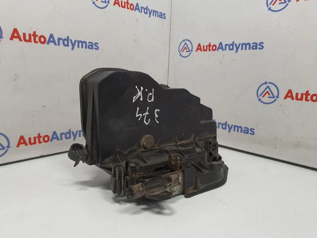 Front door lock 7202143