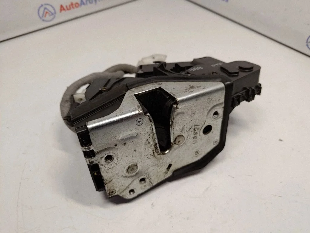 Zamek drzwi przednich – BMW Seria 3 E46 (1998-2005)