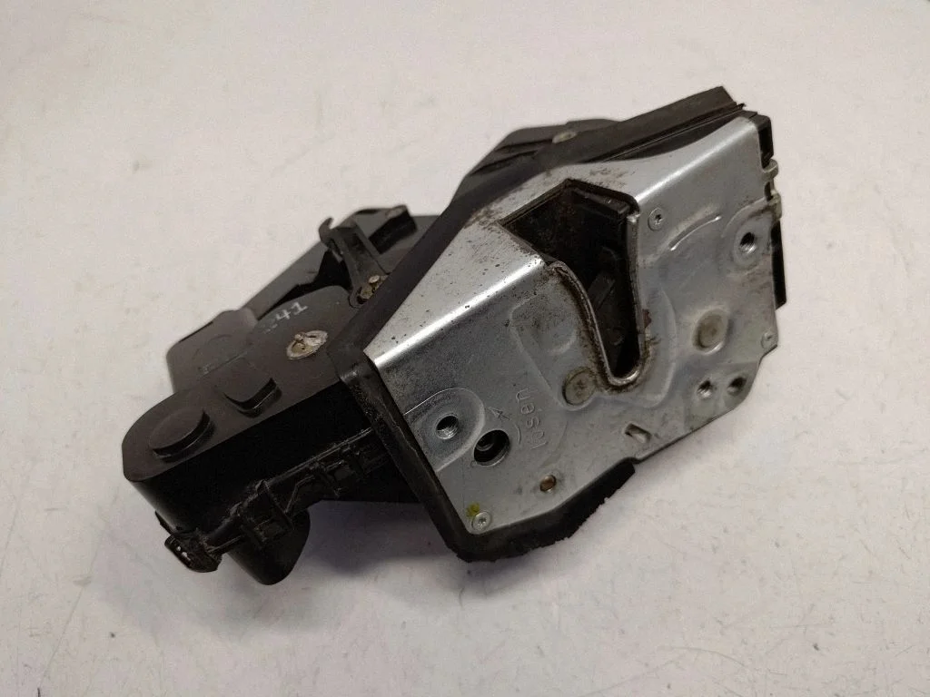 Front door lock 51217011241