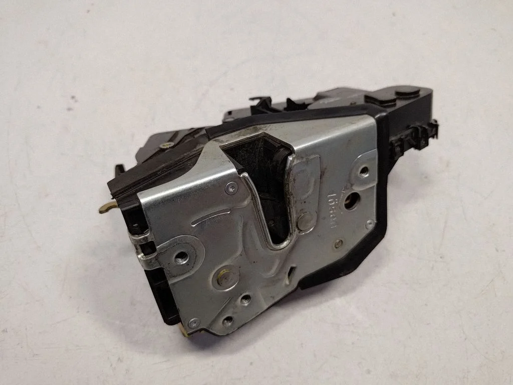 Front door lock 51217011244