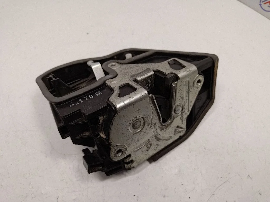 Front door lock – BMW 7 Series E65 E66 (2001-2008)