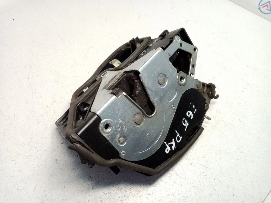 Front door lock 7012141