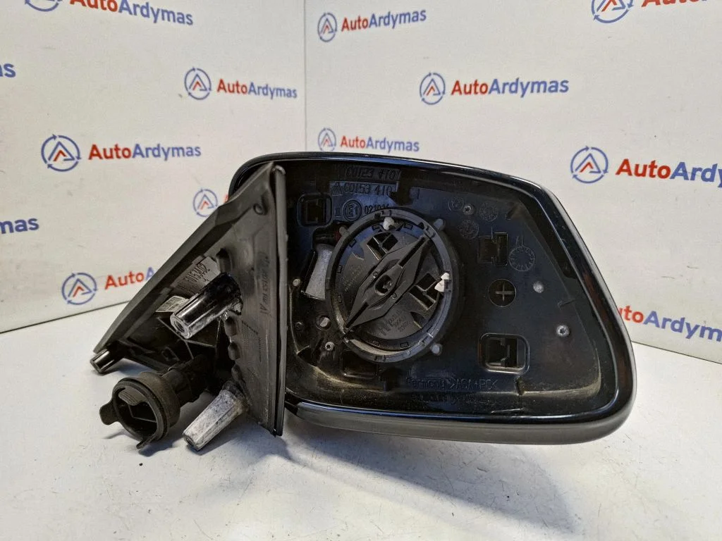 Front door electric wing mirror F0153402U6680