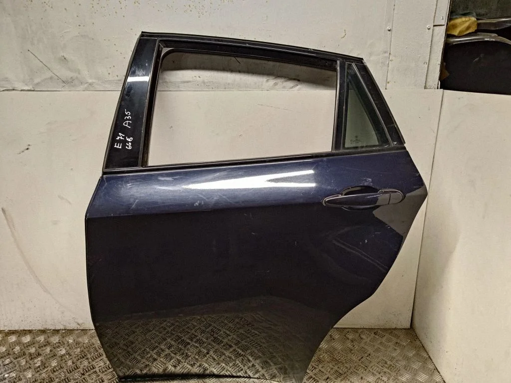 Rear door 7198161