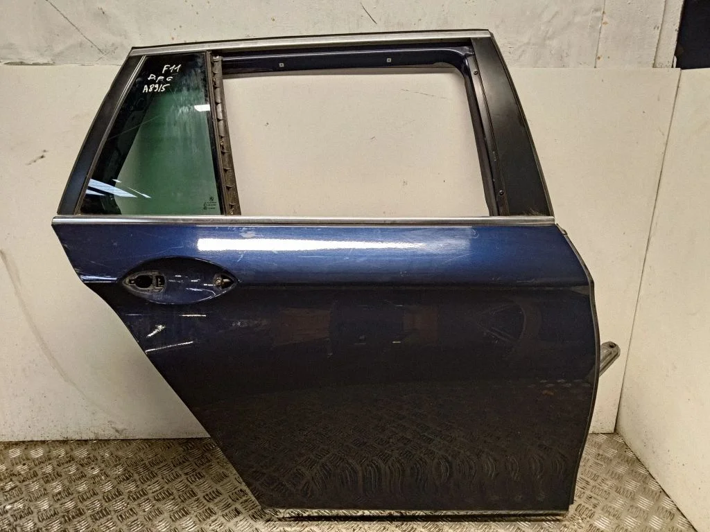 Rear door 7206120
