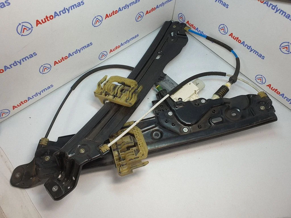 Esiukse elektriline aknatõstuk mootoriga – BMW 5-seeria F10 F11 (2009-2016)