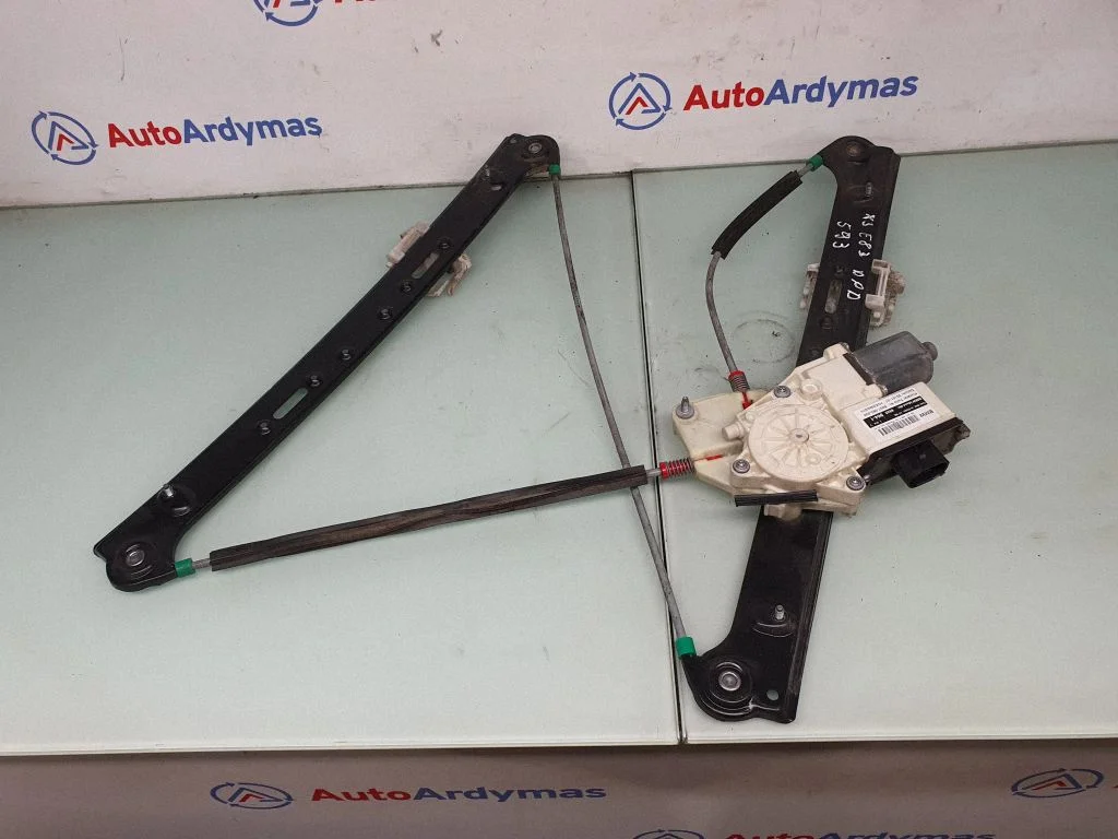 Priekinio el. lango pakėlimo mechanizmo komplektas
