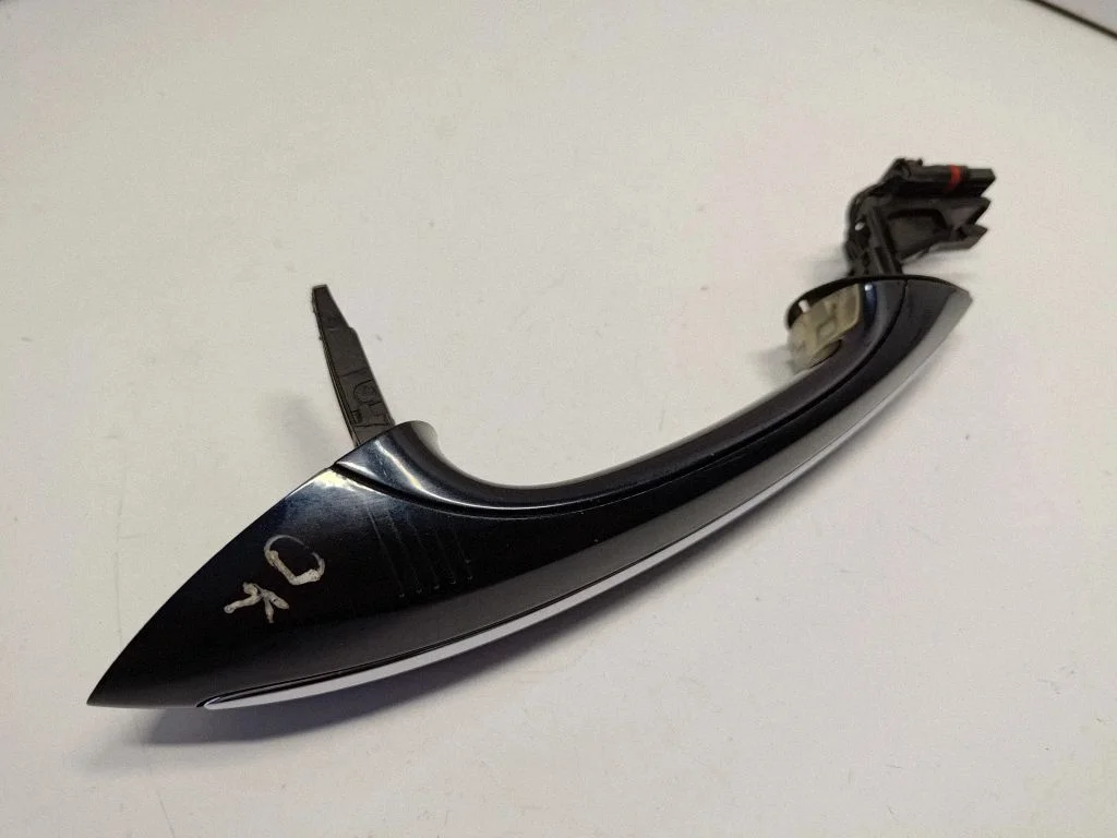 Rear door exterior handle 7305316