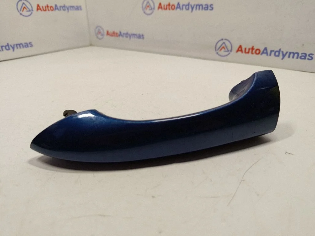 Aizmugurējo durvju ārējais atvēršanas rokturis 51218257737
