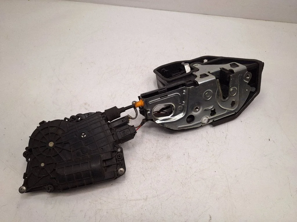 Tagaukse lukk – BMW X5 E70 (2006-2013)