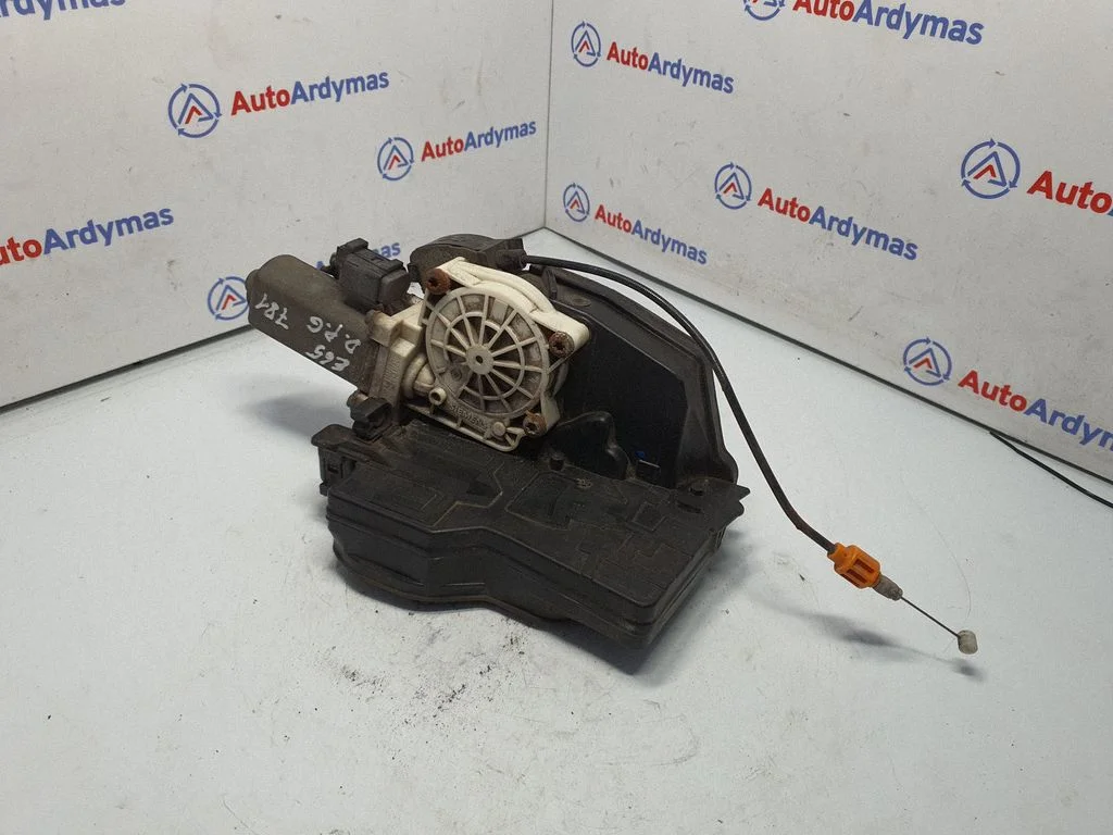 Rear door lock – BMW 7 Series E65 E66 (2001-2008)