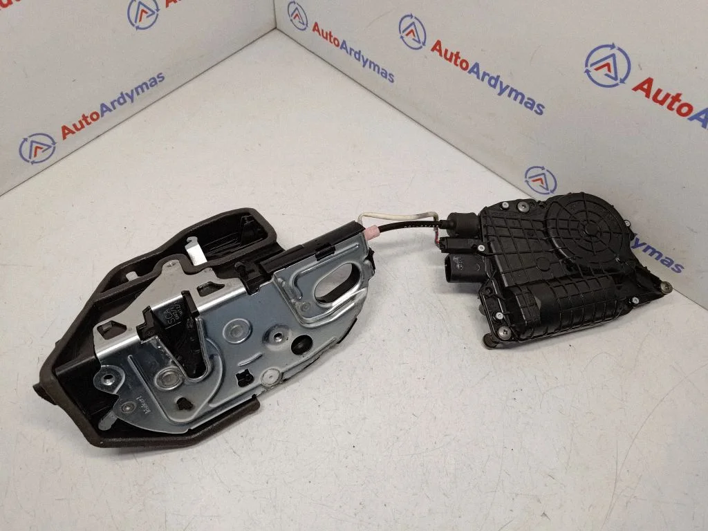 Tagaukse lukk – BMW 5-seeria F10 F11 (2009-2016)