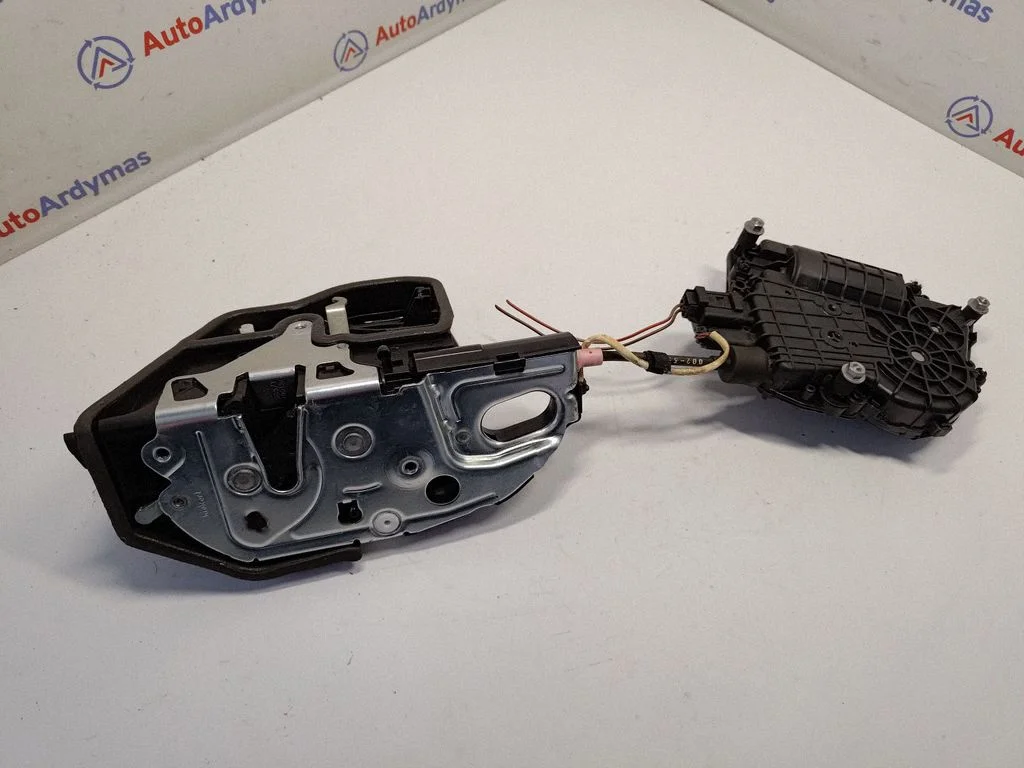 Tagaukse lukk – BMW 5-seeria F10 F11 (2009-2016)