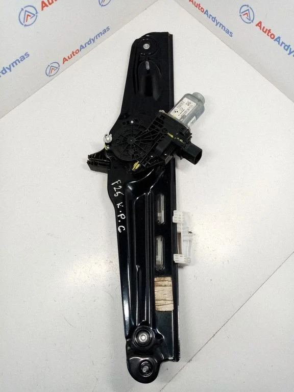 Rear door window regulator with motor 7258535